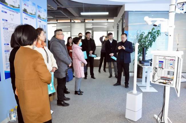 1609306515296858.jpg 640.webp (3).jpg